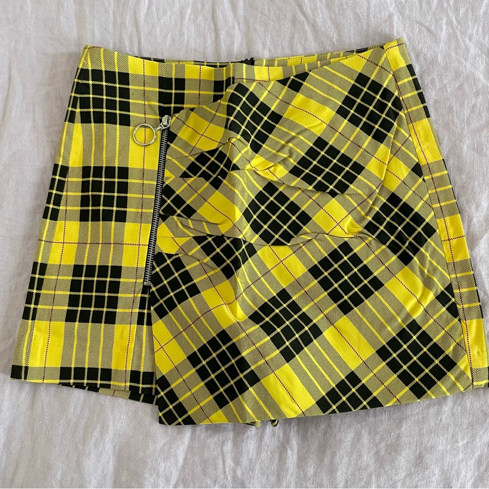 Zara Yellow and Black Check Skort NWOT
